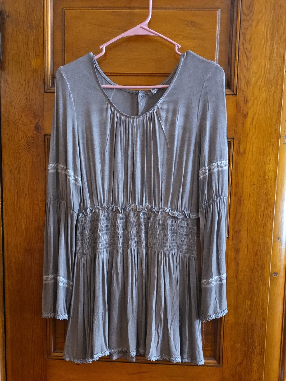 POL Boho Smocked Waist Peasant Tunic in Taupe